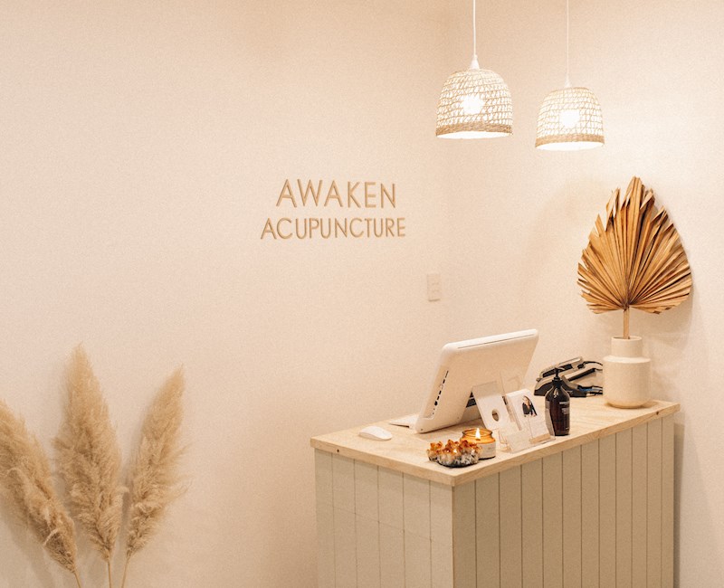 Seeking Acupuncturist 2-3 days per week no default